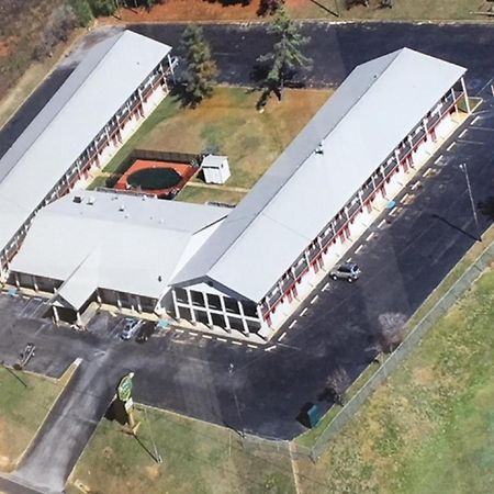 Budget Inn & Suites - Talladega Exterior foto