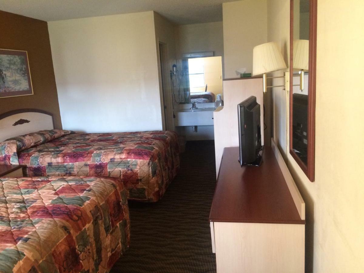 Budget Inn & Suites - Talladega Exterior foto