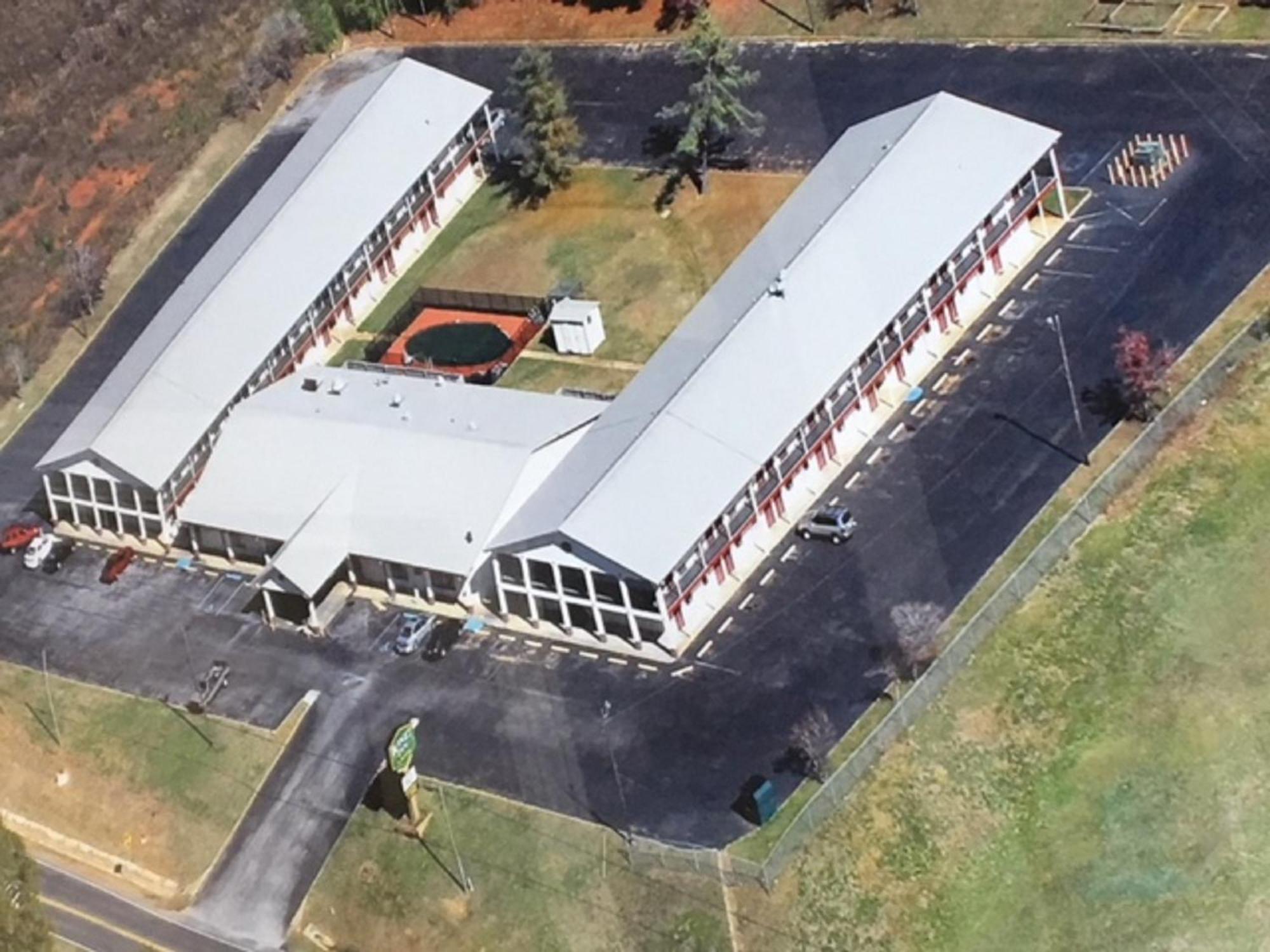 Budget Inn & Suites - Talladega Exterior foto